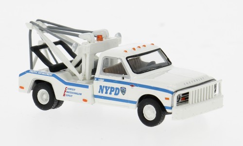 Brekina Chevrolet C30 Abschleppwagen "NYPD" (USA)