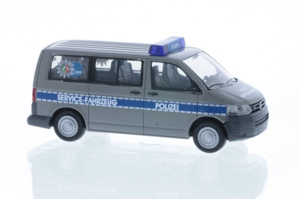 Busch MB Sprinter kurz "Fw. Stuttgart"