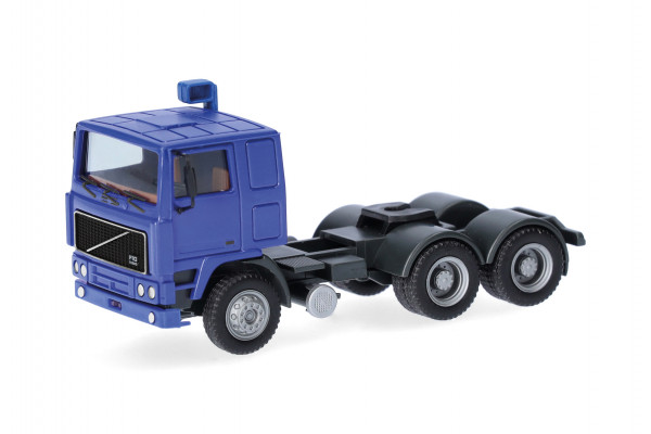 Herpa Volvo F10 Flachdach Zugmaschine 3-achs, ultramarinblau