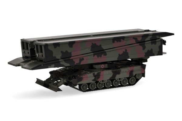 Herpa Brückenlegepanzer Leguan 26m dekoriert