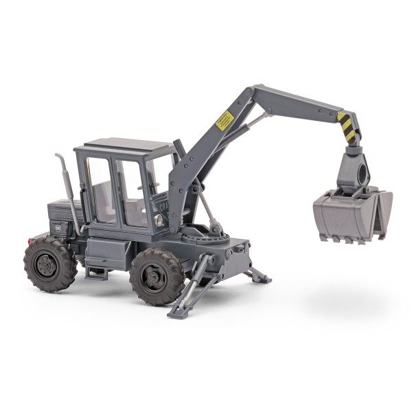 Busch TIH 445 Schlepper "DR" grau