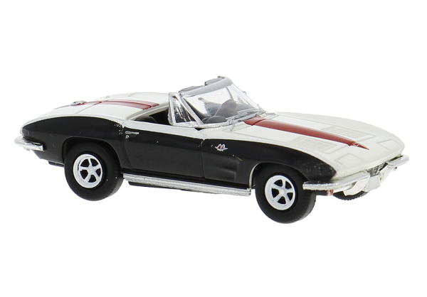 Brekina Chevrolet Corvette C2 "weekend on race track"