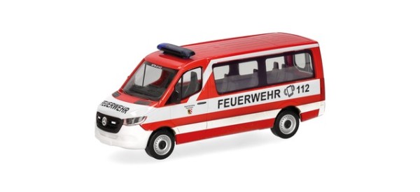 Herpa Mercedes-Benz Sprinter '18 Flachdach Bus "Feuerwehr Nürnberg"