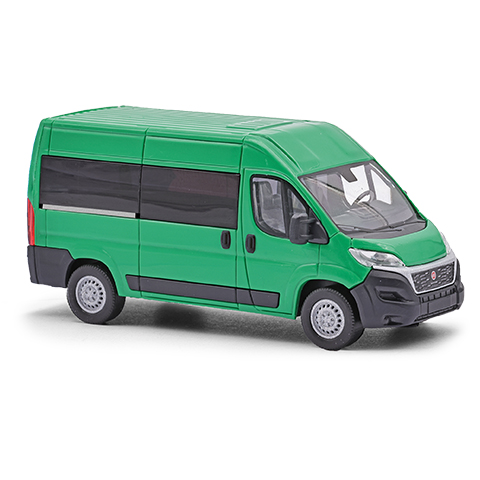 Busch: Fiat Ducato Bus grün