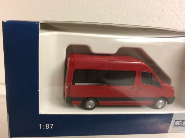 VW Crafter Bus ´11 rot (11902)