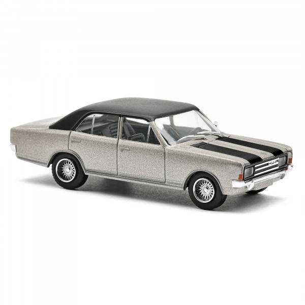 Busch: Opel Rekord C silber