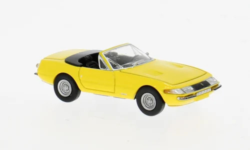 Brekina Ferrari 365 GTS/4 in gelb mit Glasbandscheinwerfern