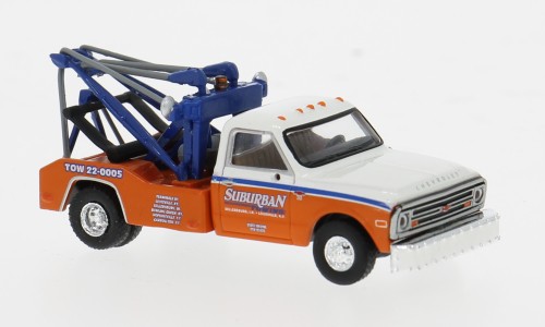 Brekina Chevrolet C30 Abschlepper "Suburban"