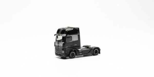 Herpa MB Actros Gigaspace Zgm. "Edition 3" schwarz (315852-002)
