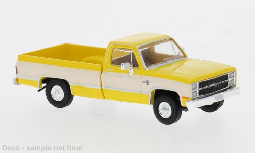 Brekina Chevrolet C10 gelb/weiß