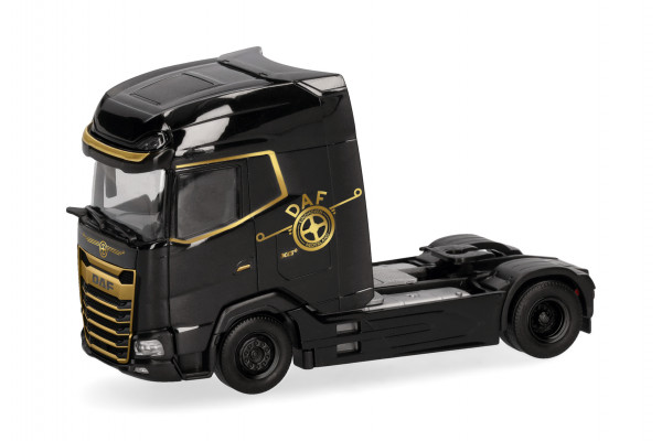 Herpa DAF XG+ facelift Zugmaschine 2achs, schwarz