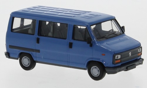 Brekina: Peugeot J5 Bus (1982) blau (34905)