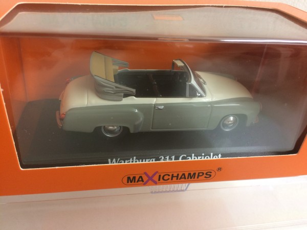 Maxichamps Wartburg A 311 Cabriolet grau/weiß in PC (940015930)