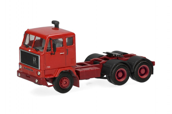 Herpa Volvo F89 Zugmaschine 3-achs, hellrot
