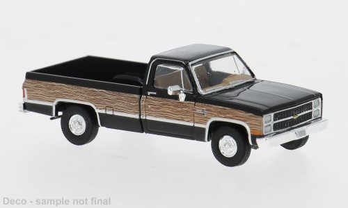 Brekina Chevrolet C 20 schwarz "Woody"