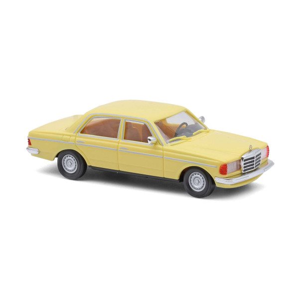 Busch: Mercedes-Benz W 123 (mit Rechteckscheinwerfern und Barockfelgen), gelb