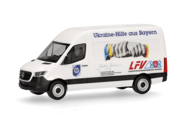 Herpa-Sonderauflage Bayern: MB Sprinter 18 Kasten "Ukraine-Hilfe aus Bayern" (954730)